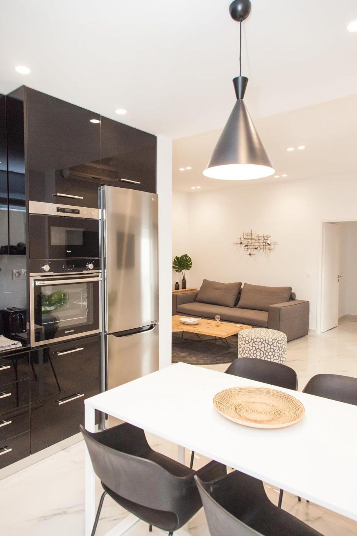 Comfortable Apartment In Athens Downtown ภายนอก รูปภาพ